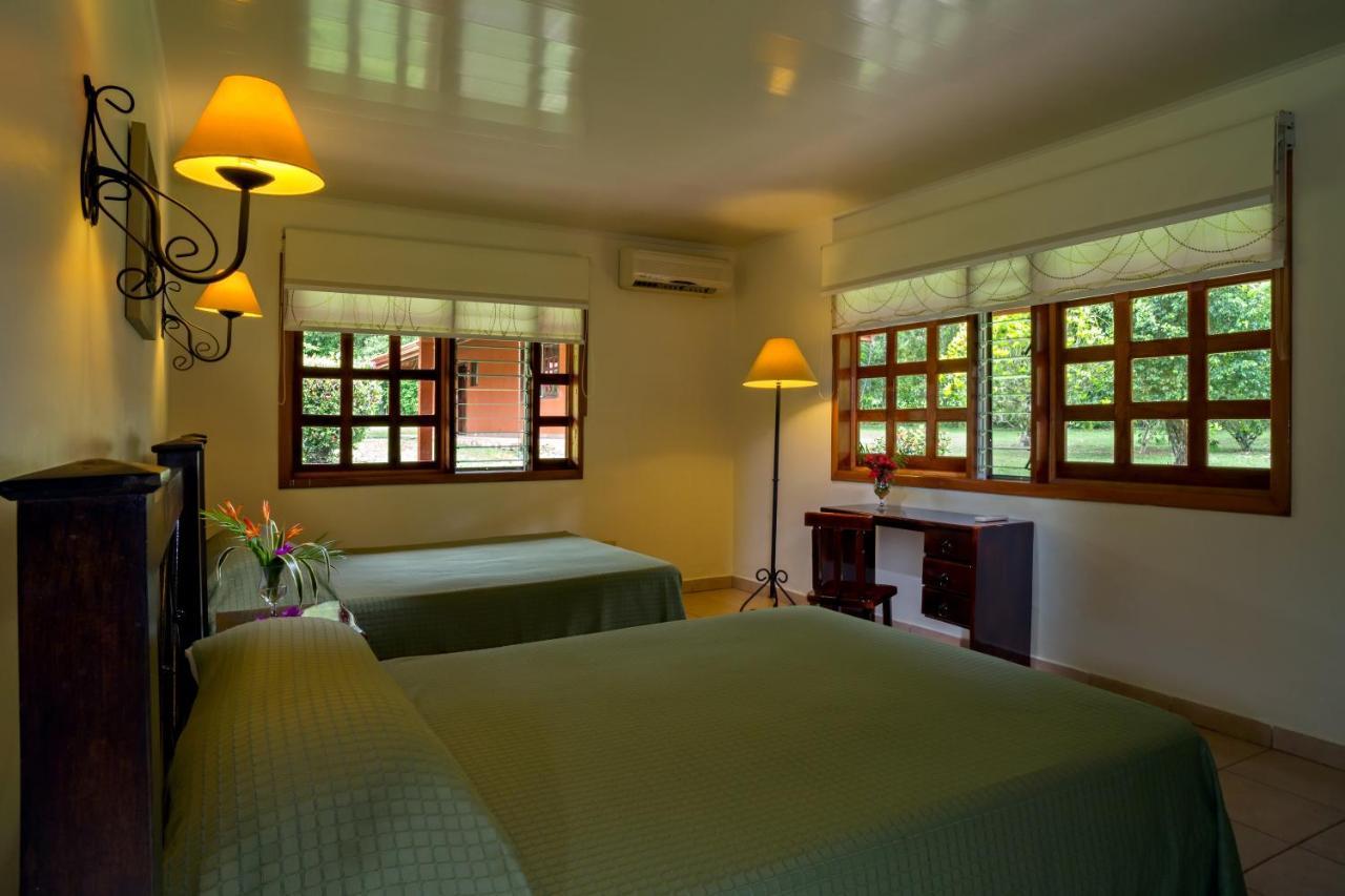 Natural Lodge Cano Negro Luaran gambar